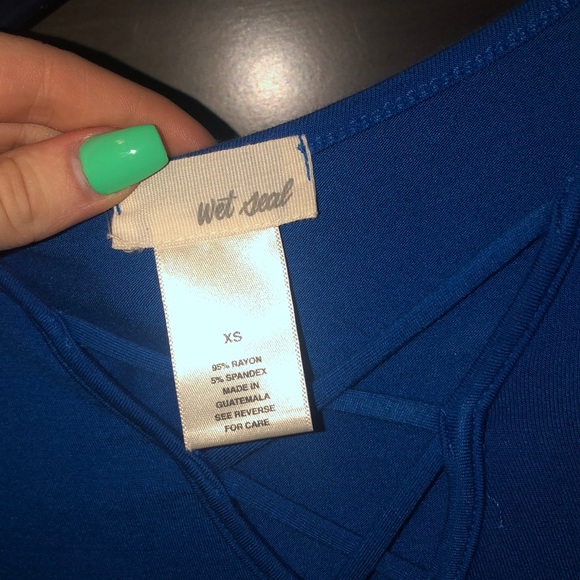 blue short sleeve - Picture 4 of 4